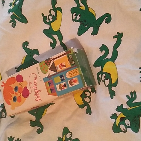 🐸 OOAK Frog PillowCase  18" X 18" - Picture 4 of 16